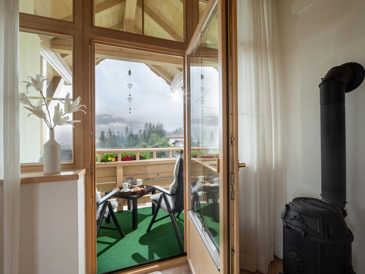Landhaus Manzl ฮอพฟ์การ์เทน อิม บริกเซนทัล ภายนอก รูปภาพ
