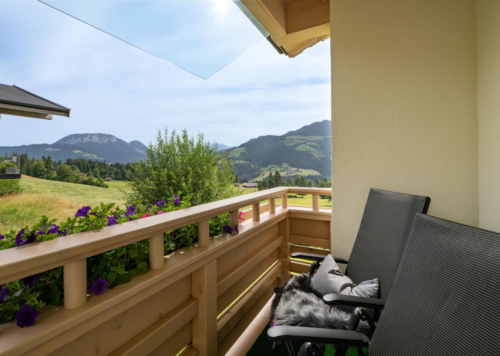 Landhaus Manzl ฮอพฟ์การ์เทน อิม บริกเซนทัล ภายนอก รูปภาพ